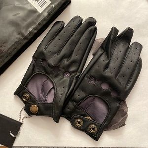 Women’s Straight to Hell Vegan Bullitt Gloves BNWT size S Black